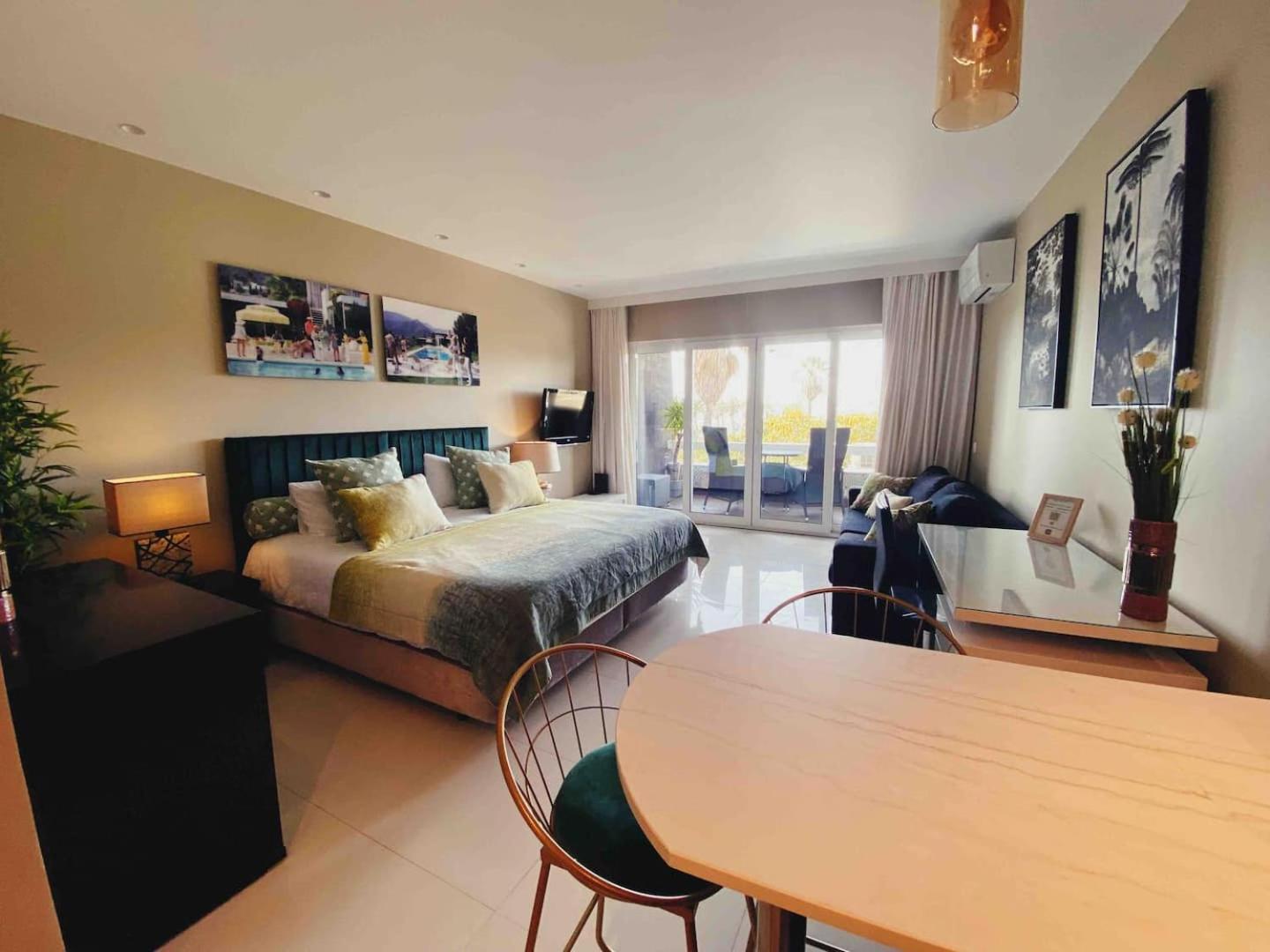 Sea View W Balcony 2 Mins Walk To Beach & Casino Εστορίλ Εξωτερικό φωτογραφία